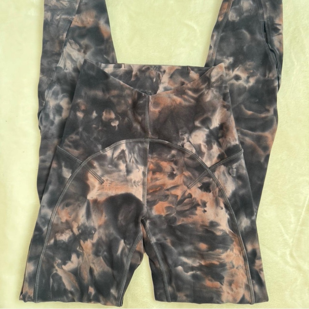 lululemon athletica Black and Brown Tie-Dye Leggings